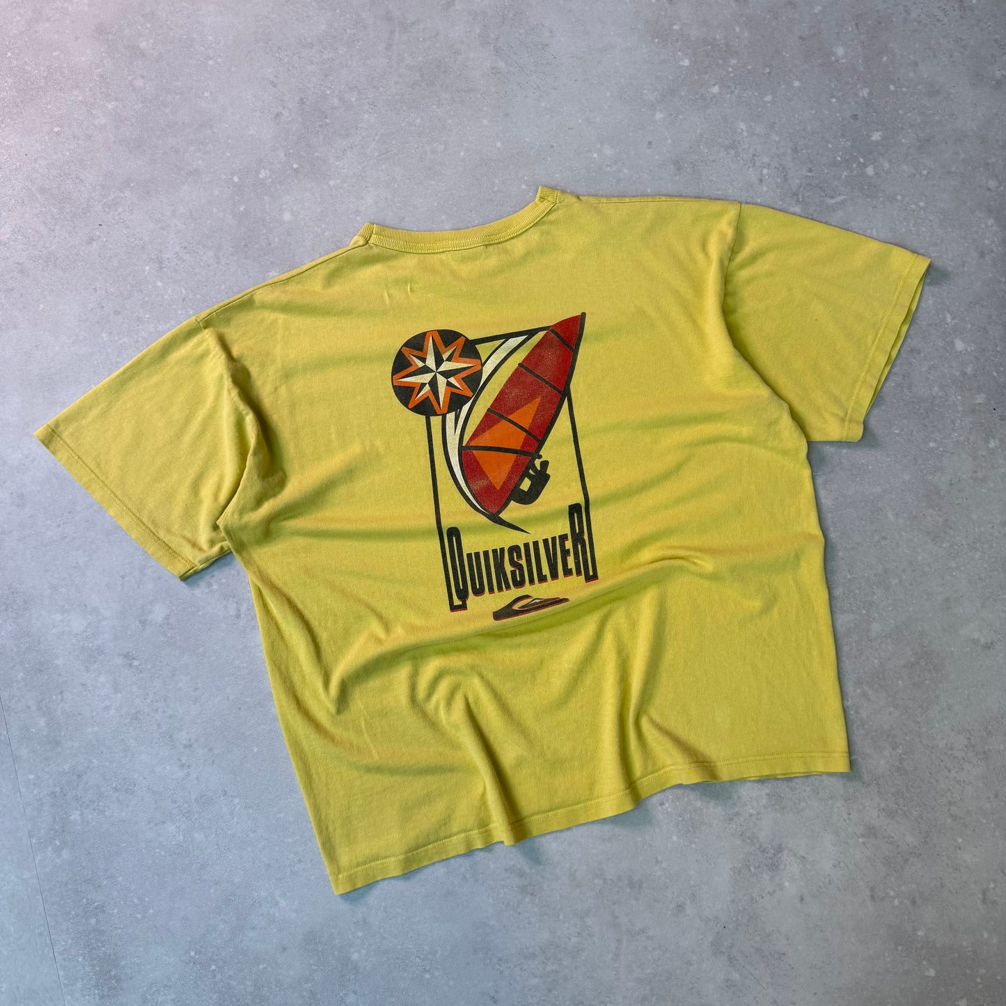 90’s Quiksilver T-shirt (M)