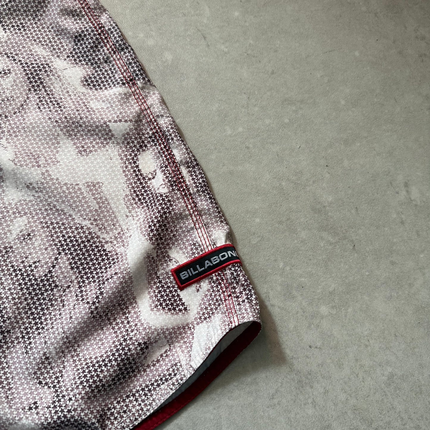 00’s Billabong “Optic Illusions” Boardshorts (33)