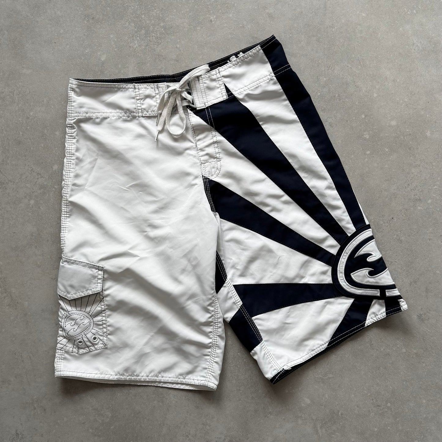 Vintage Andy Irons Rising Sun Billabong BoardShorts (30)