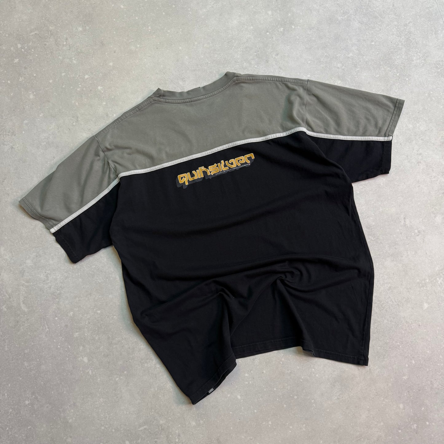 00’s Quiksilver T-shirt (L)