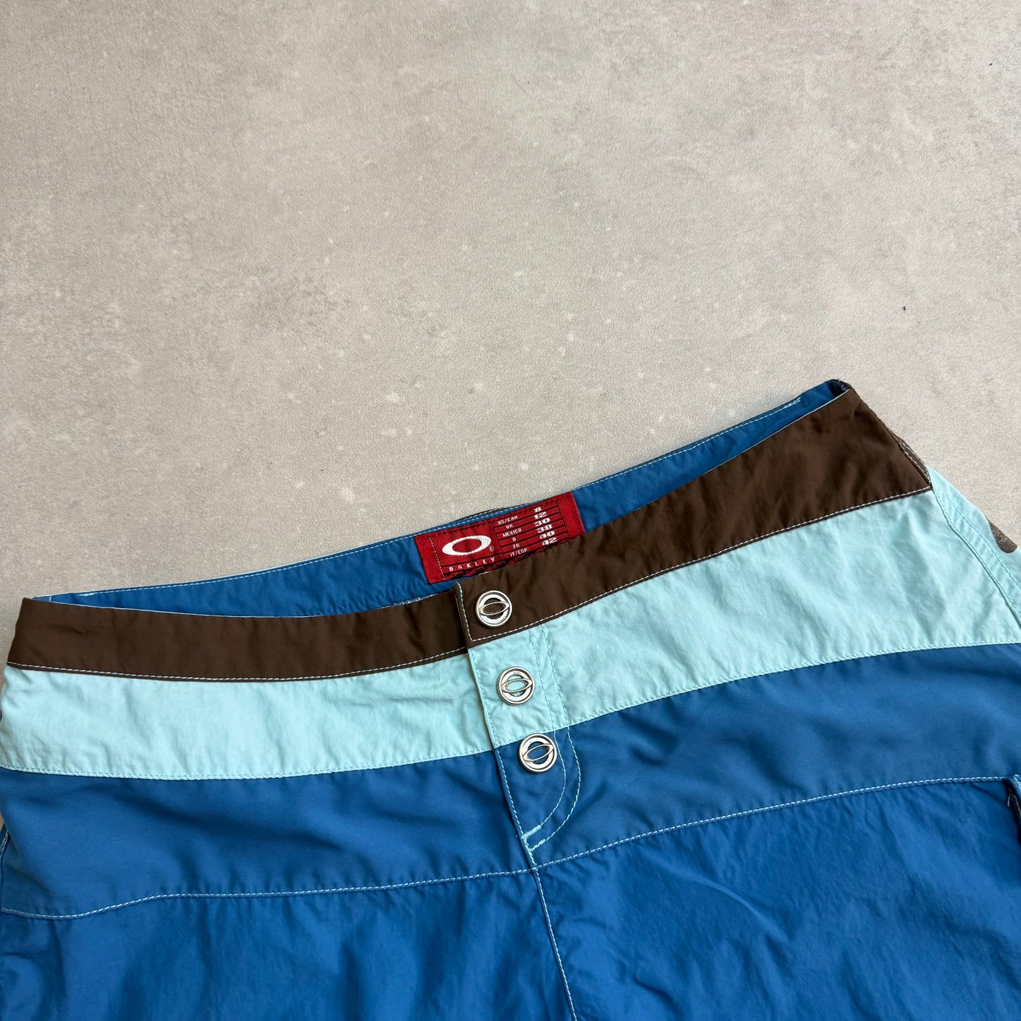 00’s Oakley Board Shorts (wmns) (32)
