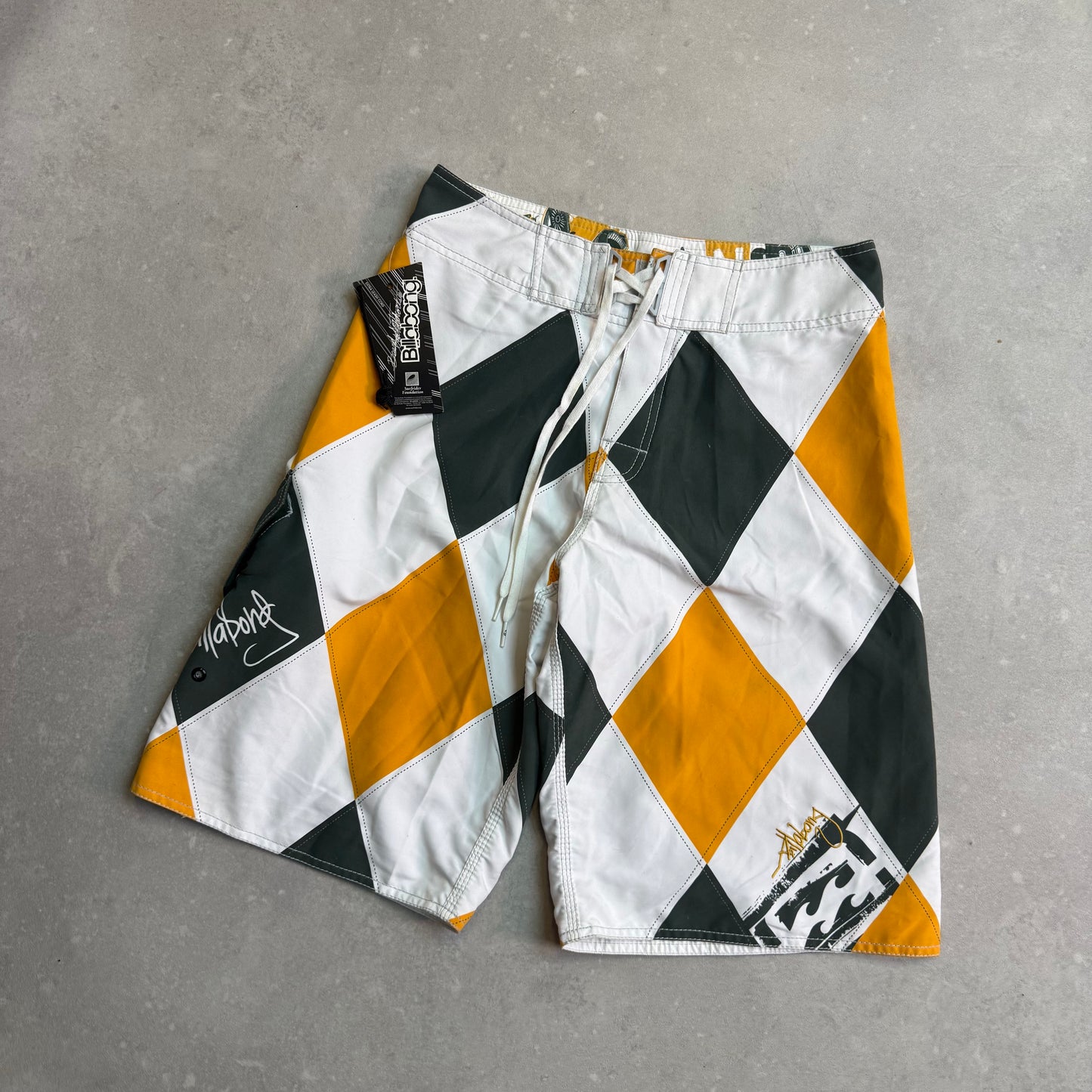 BNWT Andy Irons Boardshorts (30)
