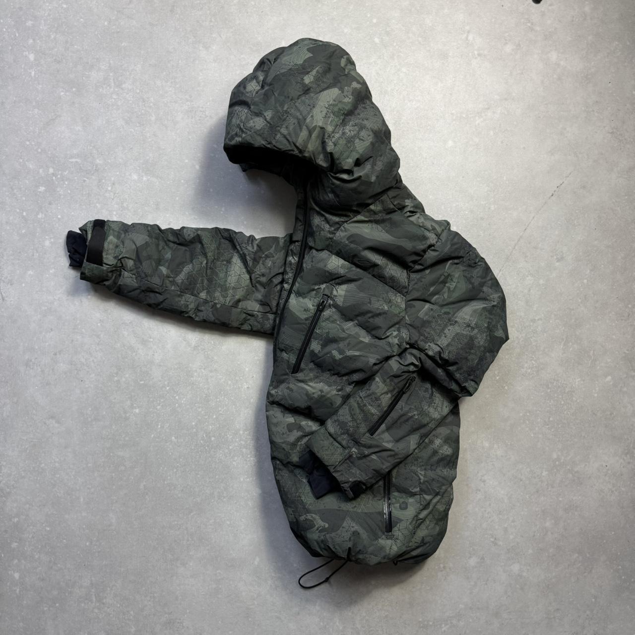 Oakley Duck Down Puffer Jacket (L)
