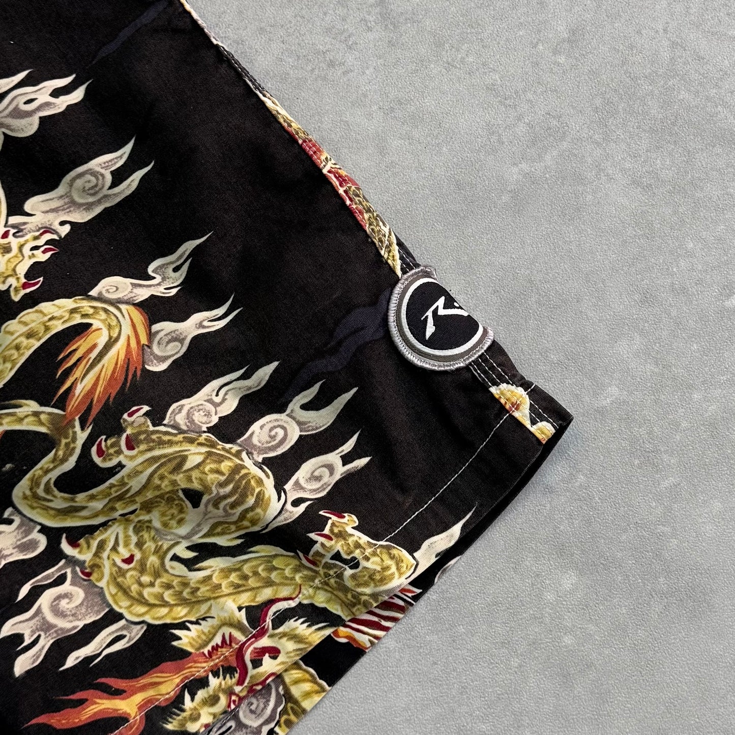 90’s Rusty Dragon Boardshorts (32)