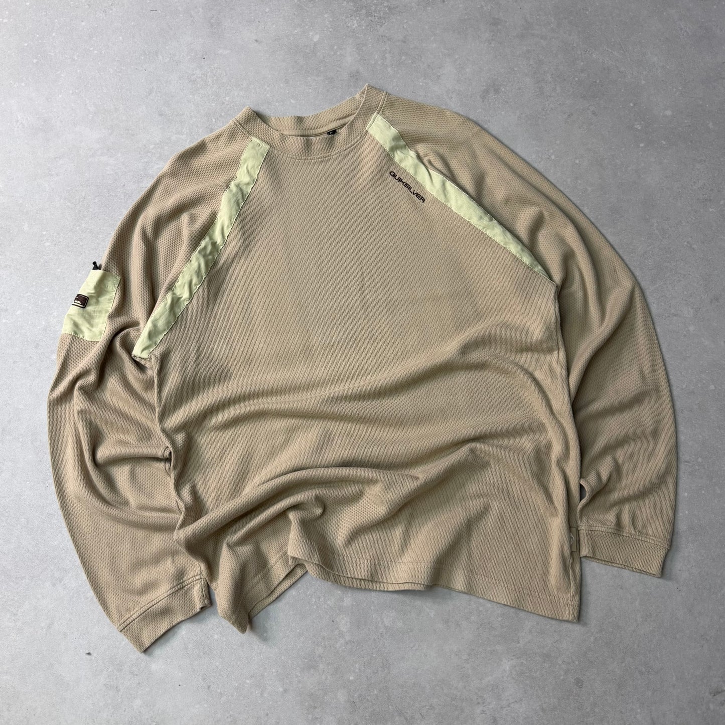 00's Quiksilver Long Sleeve Tee (XL)