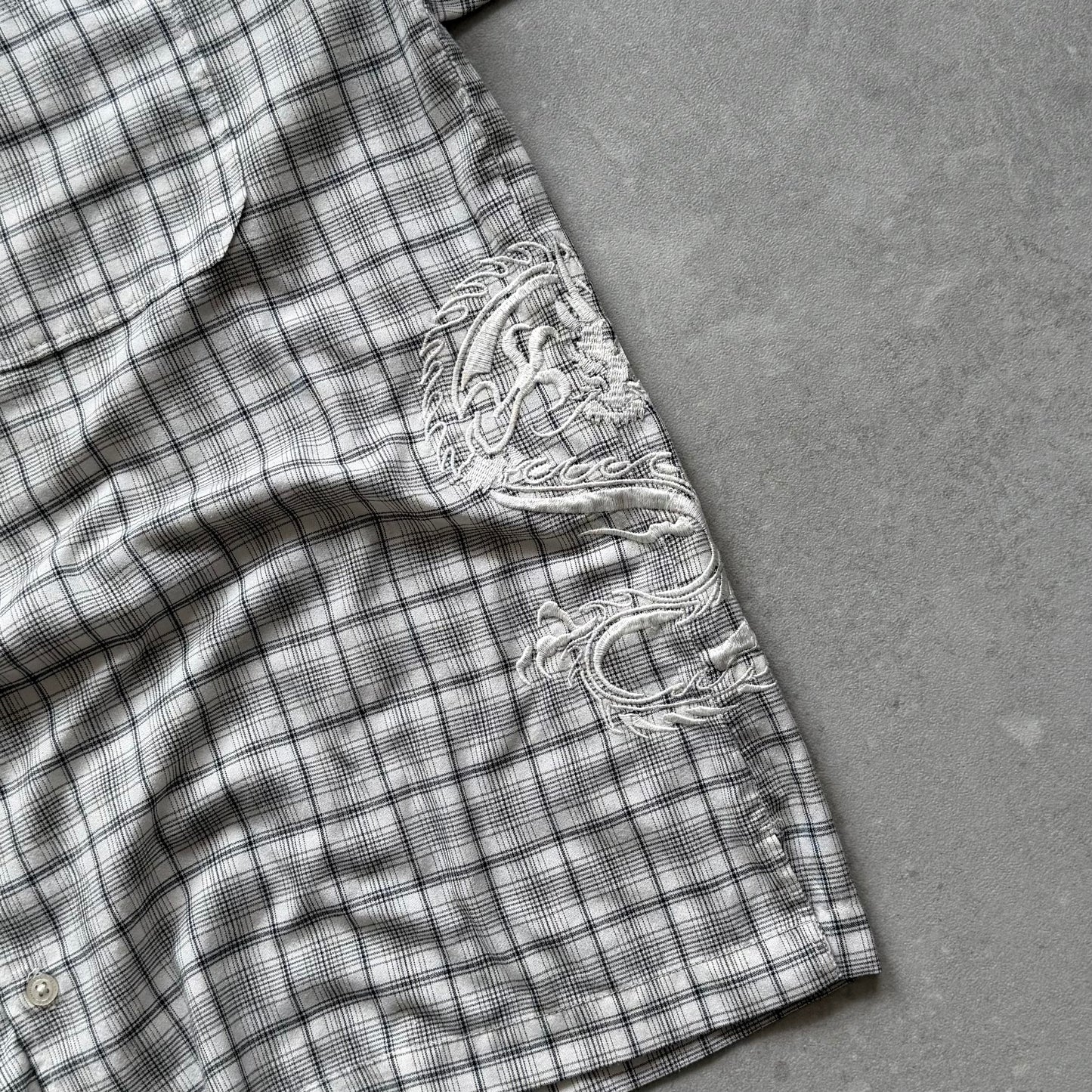 00's Quiksilver Dragon Shirt (L)