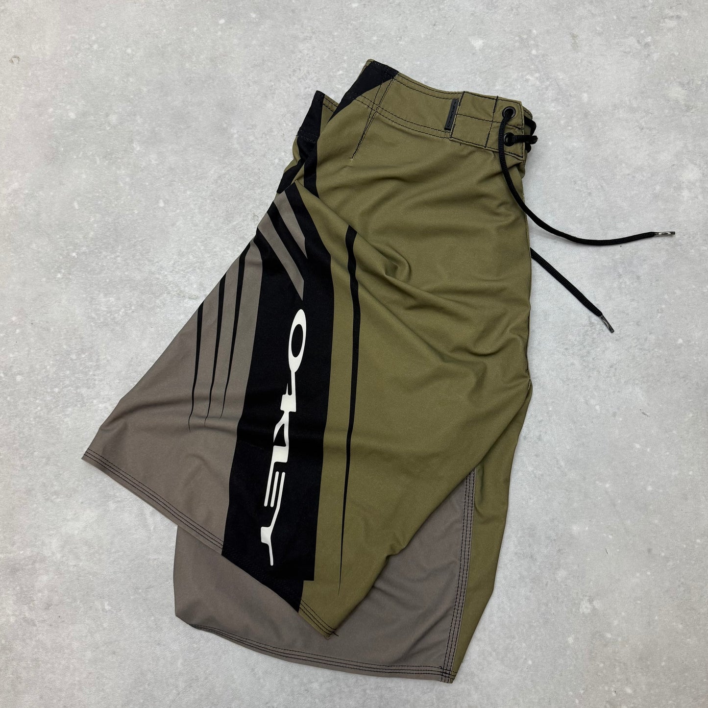 00’s Oakley BoardShorts (33)