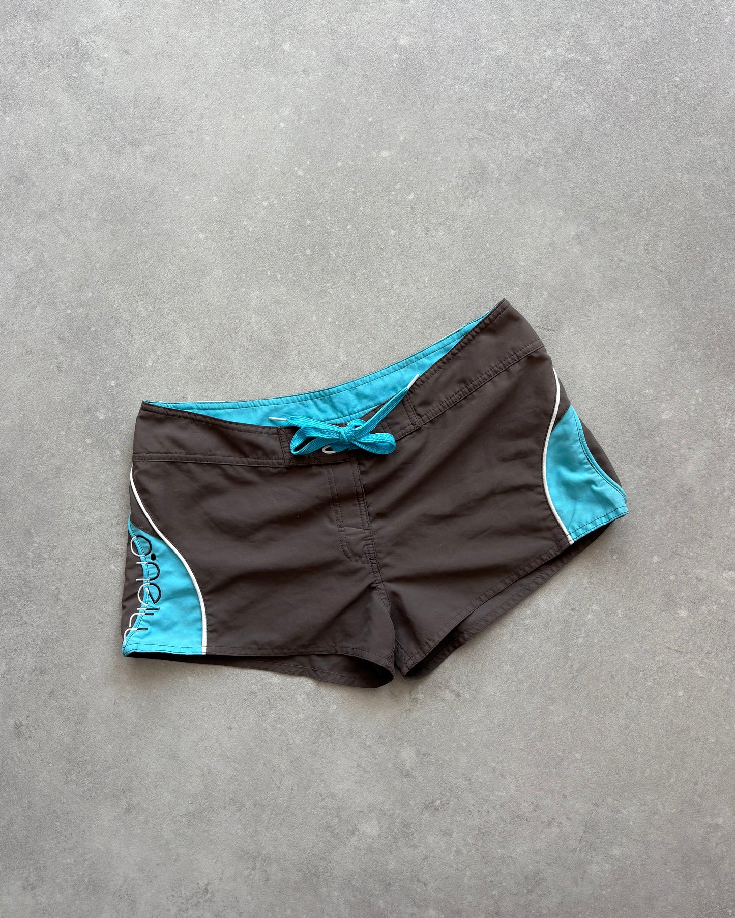 Vintage O’Neill Women’s Boardshorts (32)