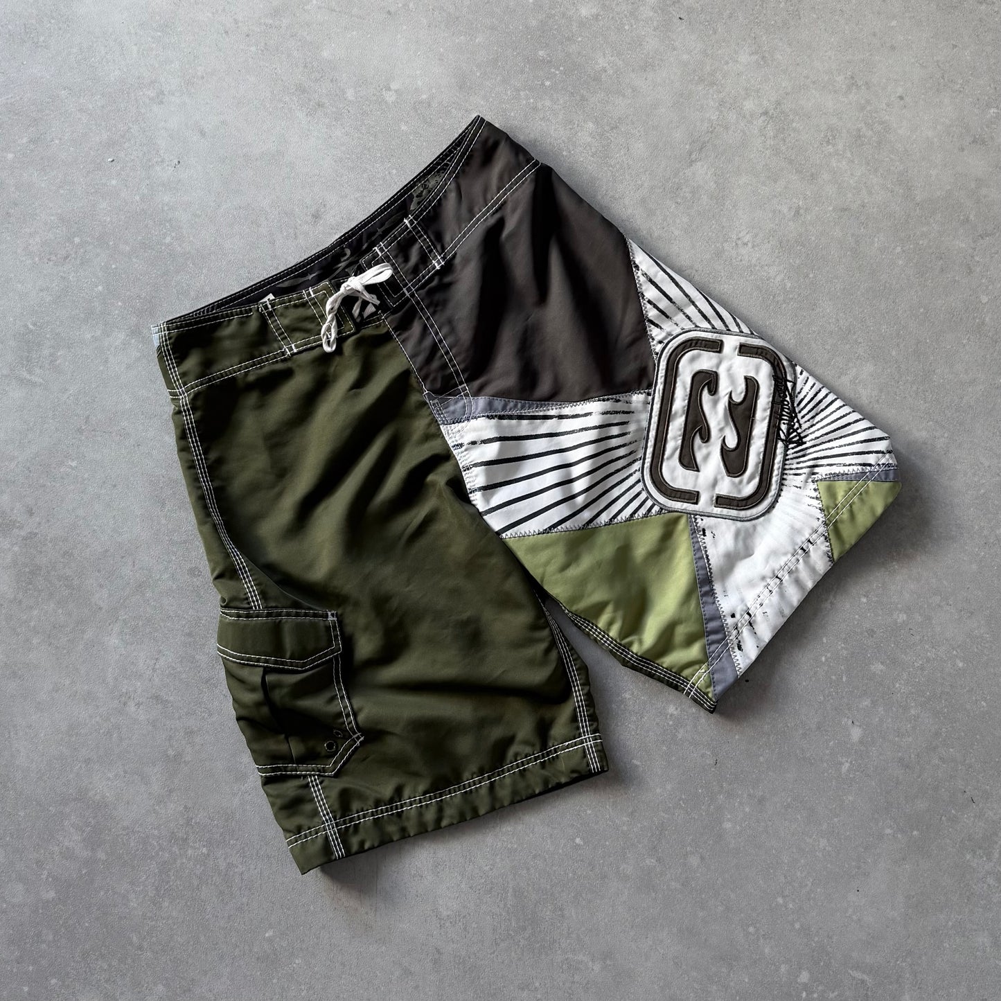 00's Billabong Shane Dorian Boardshorts (30)