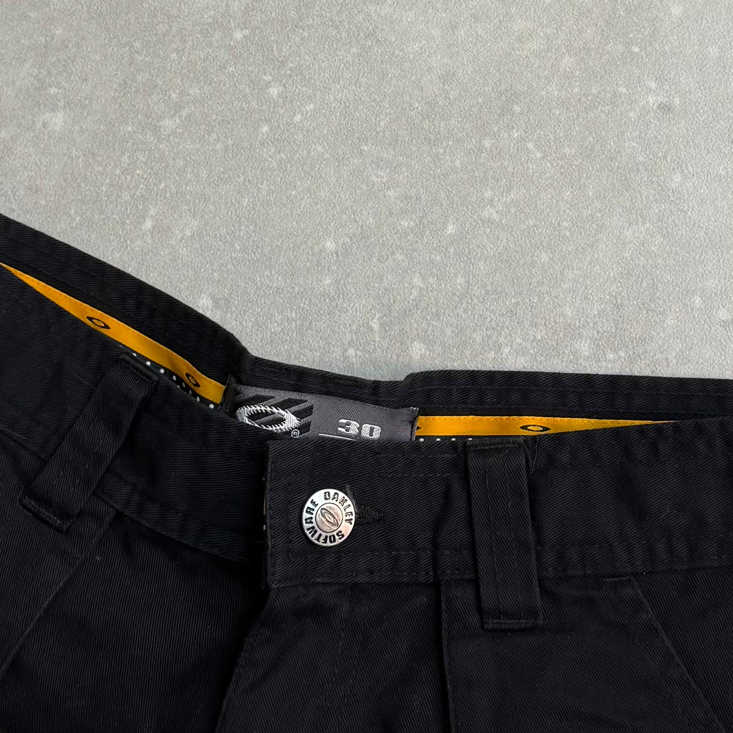 Oakley Software Cargo Shorts (30)