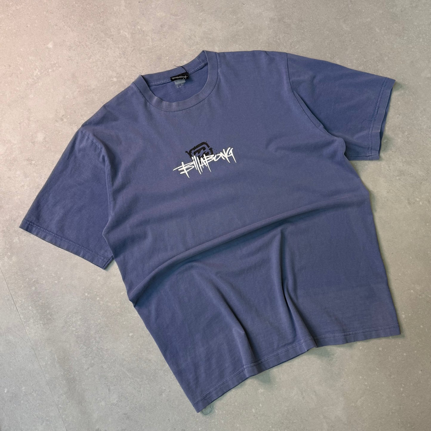 00’s Billabong T-shirt (M)