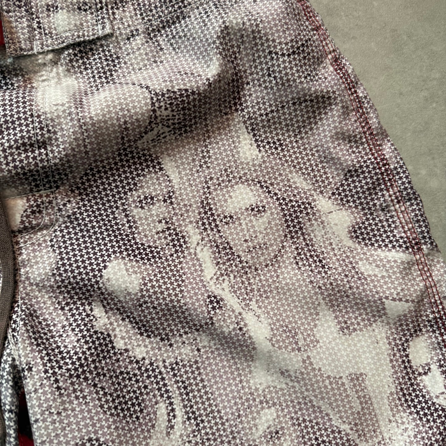 00’s Billabong “Optic Illusions” Boardshorts (33)