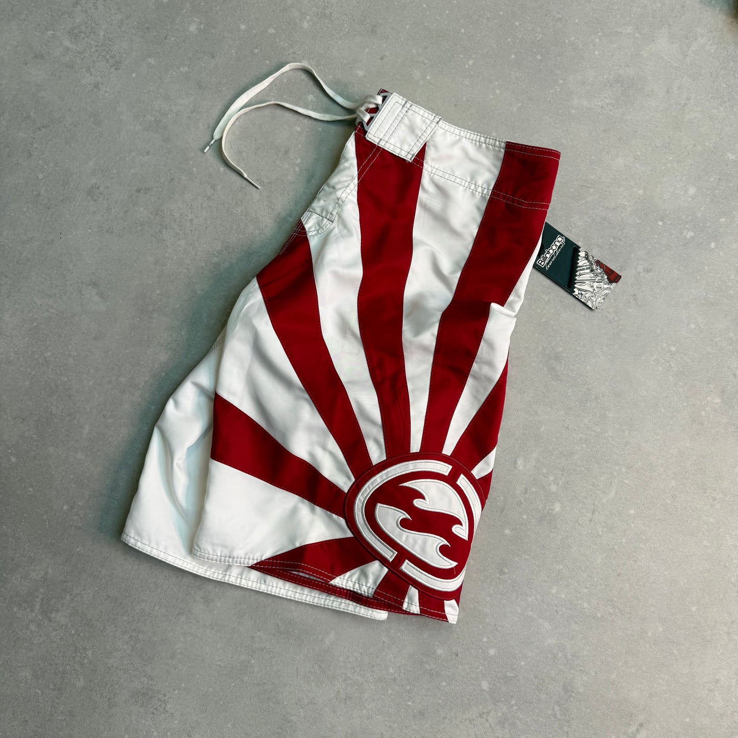 BNWT Billabong AI ‘Rising Suns’ BoardShorts