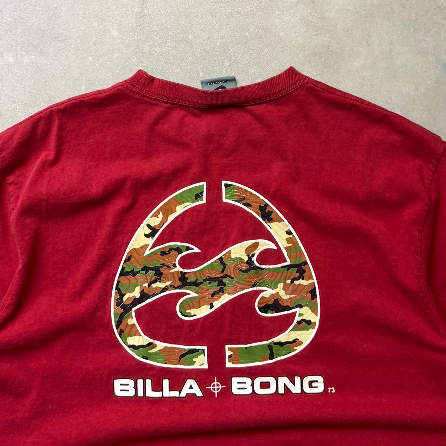 00’s Billabong T-shirt (M)