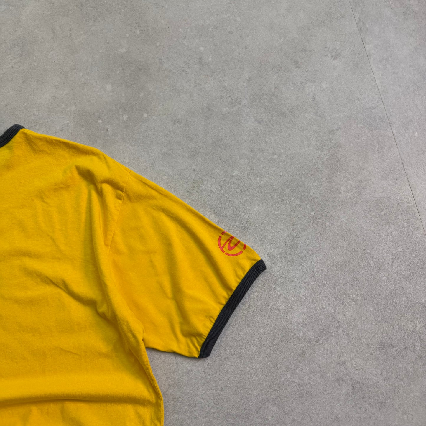 00’s Rip Curl T-shirt (M)