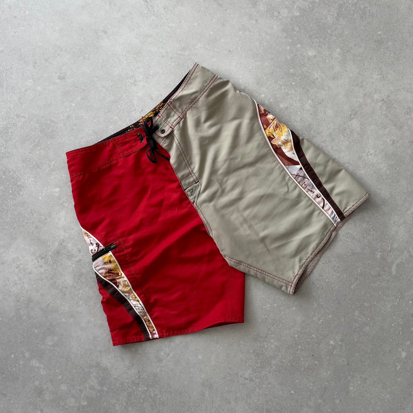 00's Quiksilver Kelly Slater's Signature Boardshorts (31)