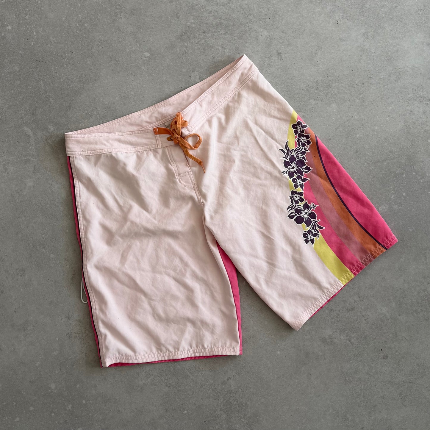 00’s Women’s Billabong Boardshorts (Wmns 12)