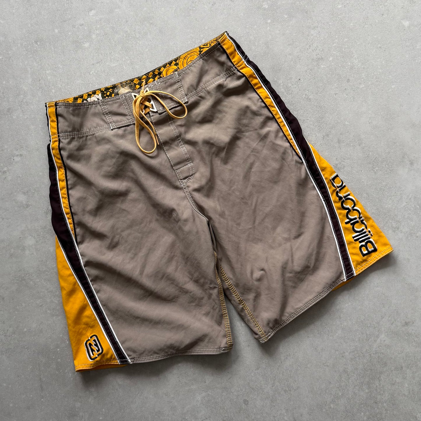 Vintage Andy Irons Kauai Billabong BoardShorts (32)
