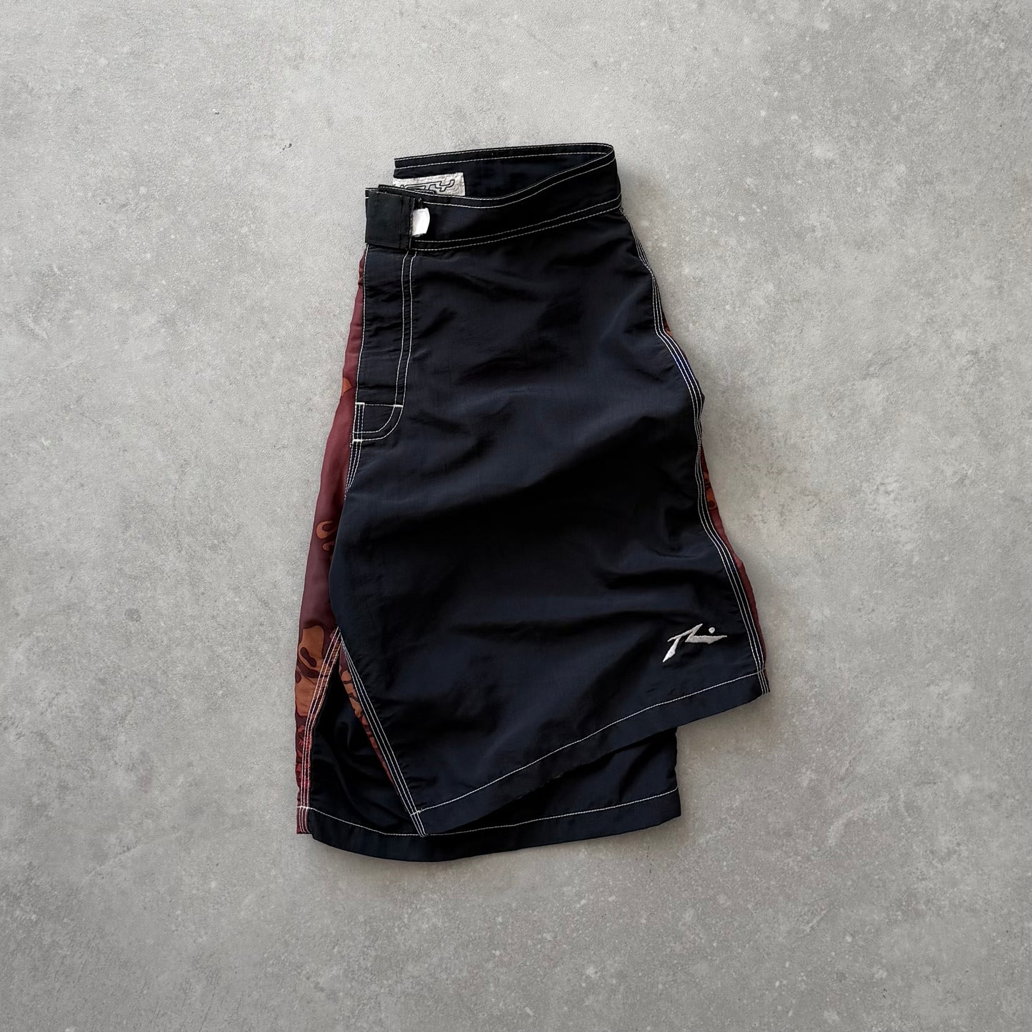 00's Rusty Dragon Boardshorts (27)
