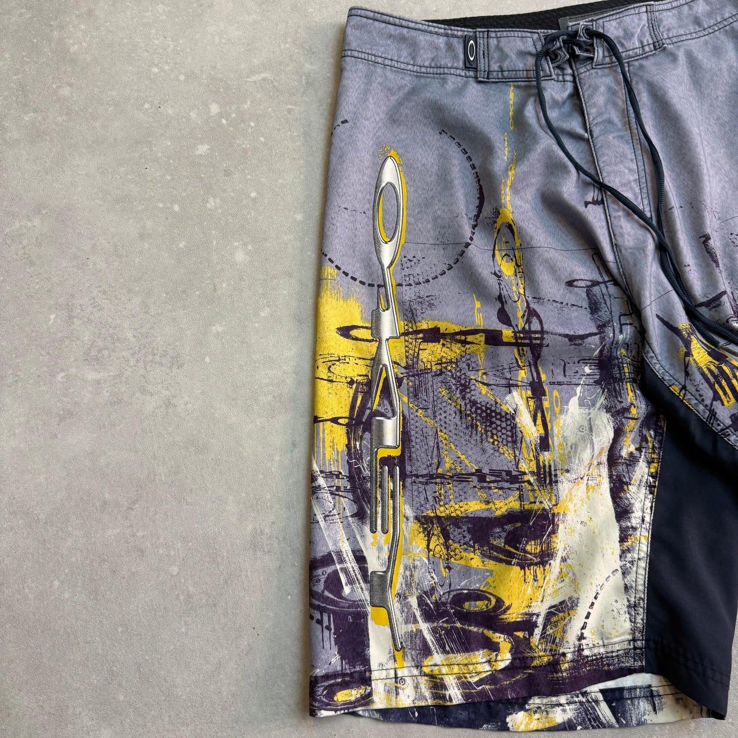 00’s Oakley Board Shorts (34)