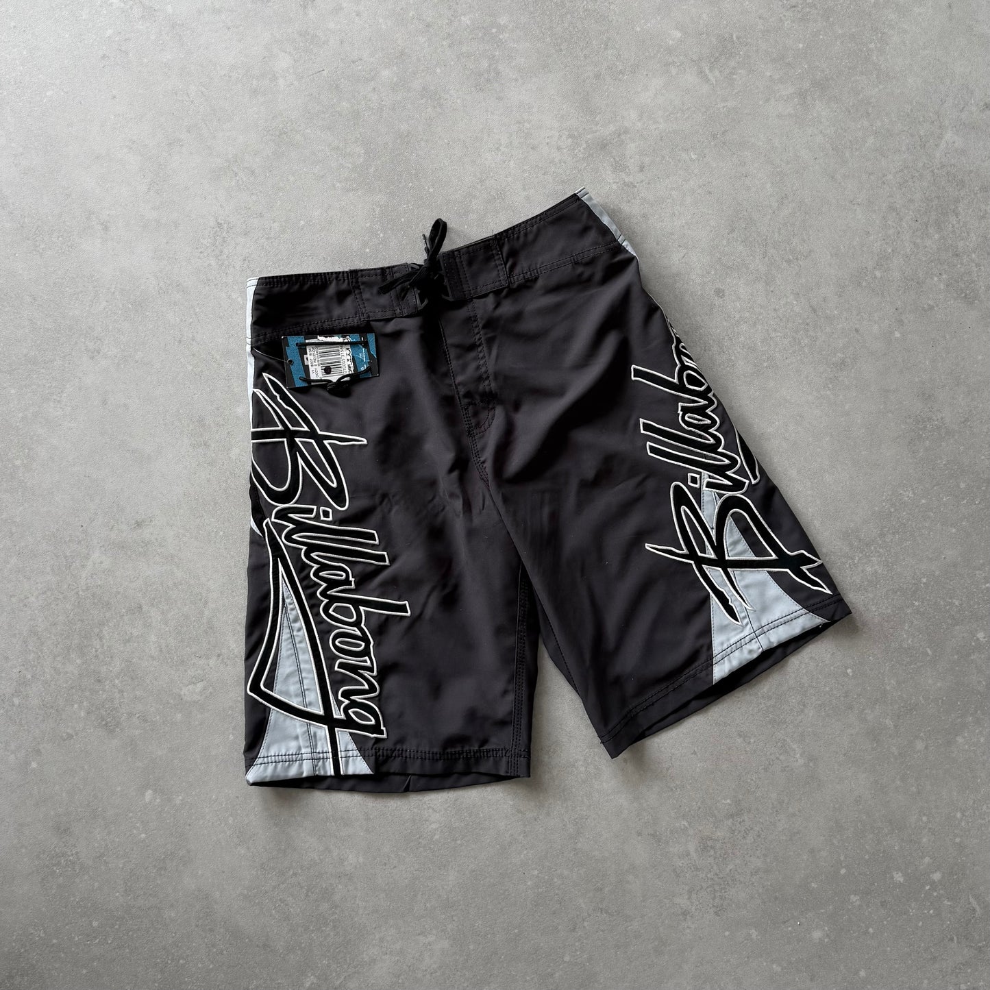 Vintage Billabong Mark Occhilupo Boardshorts (30)