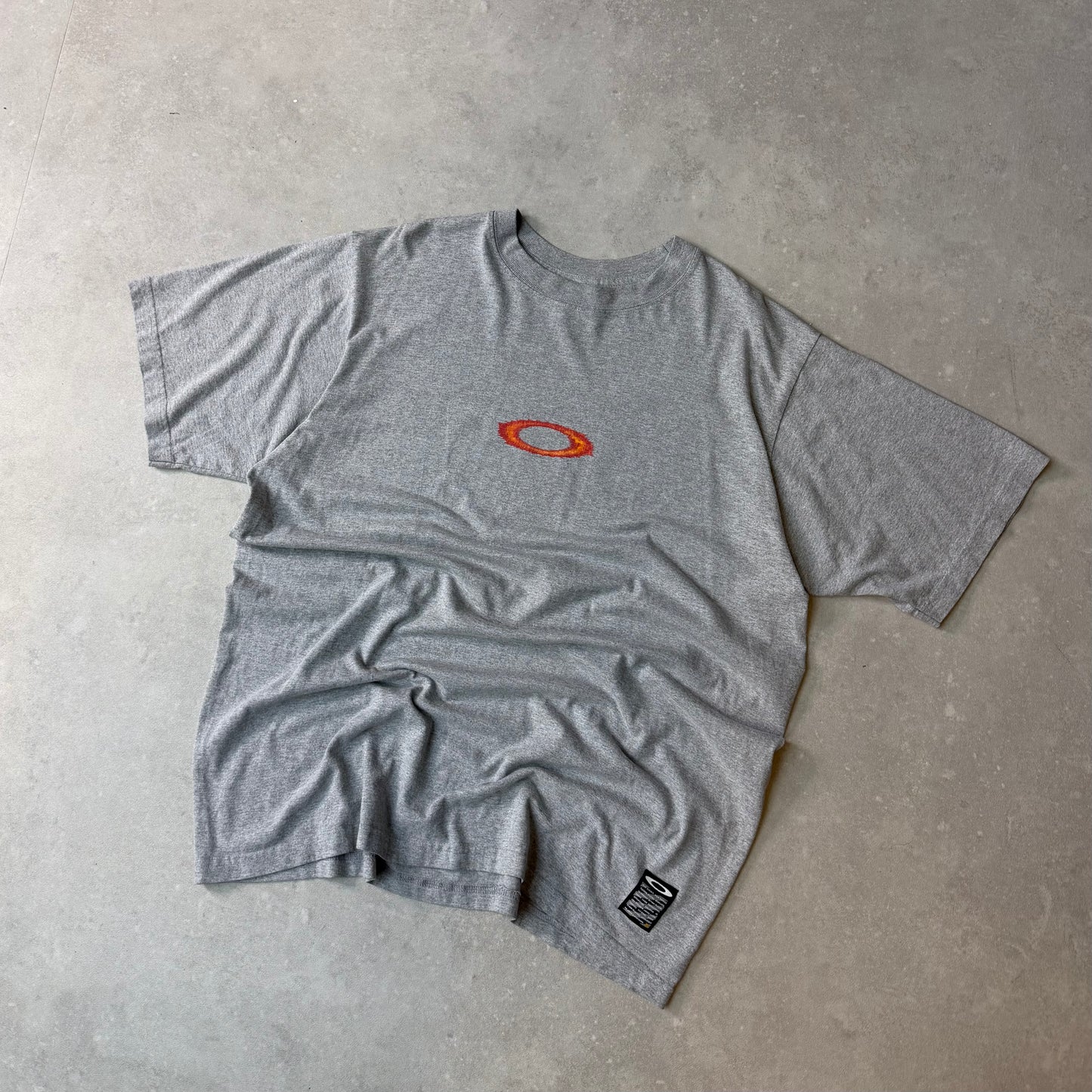 00's Oakley T-shirt (XL)