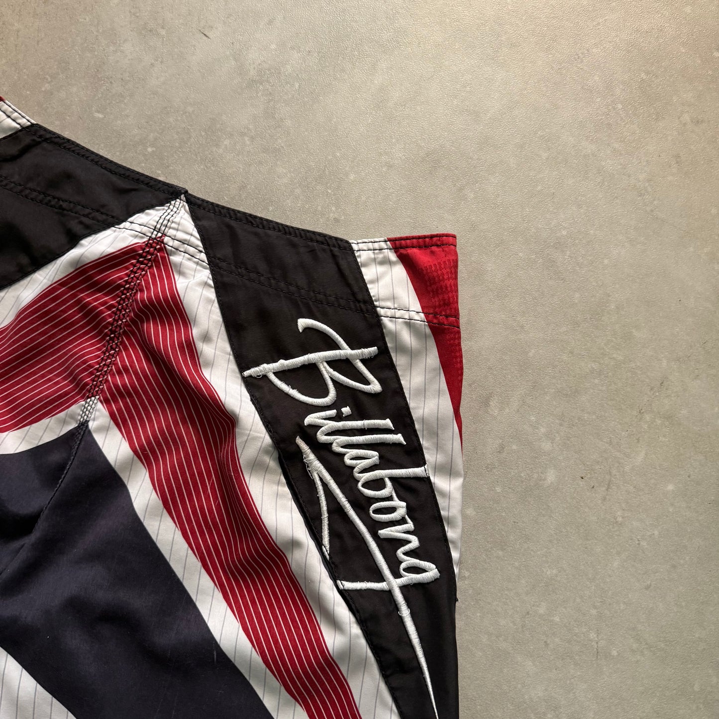 00’s Billabong AI Boardshorts (32)