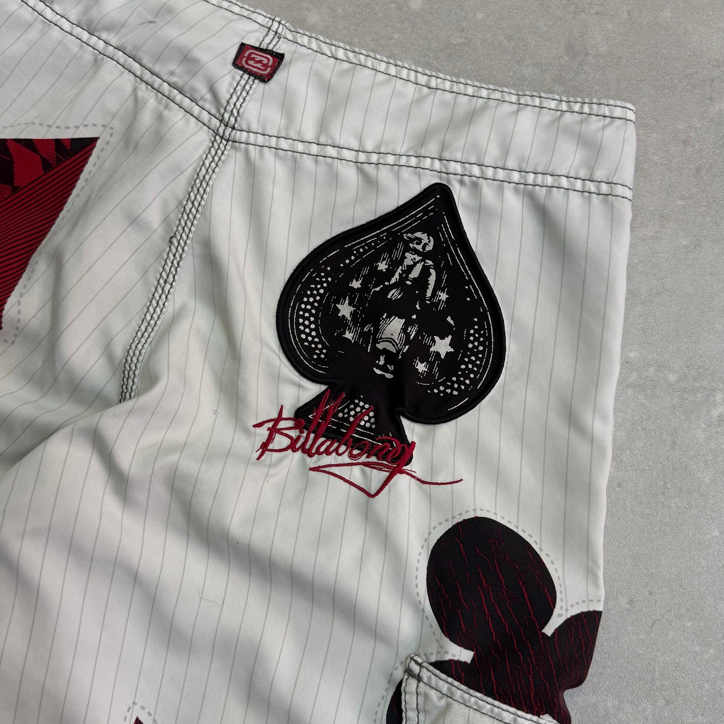 00's Billabong Taj Burrow Boardshorts (32)