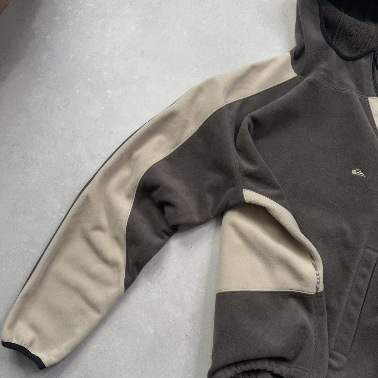 2000’s Quiksilver Fleece Hoodie (M)