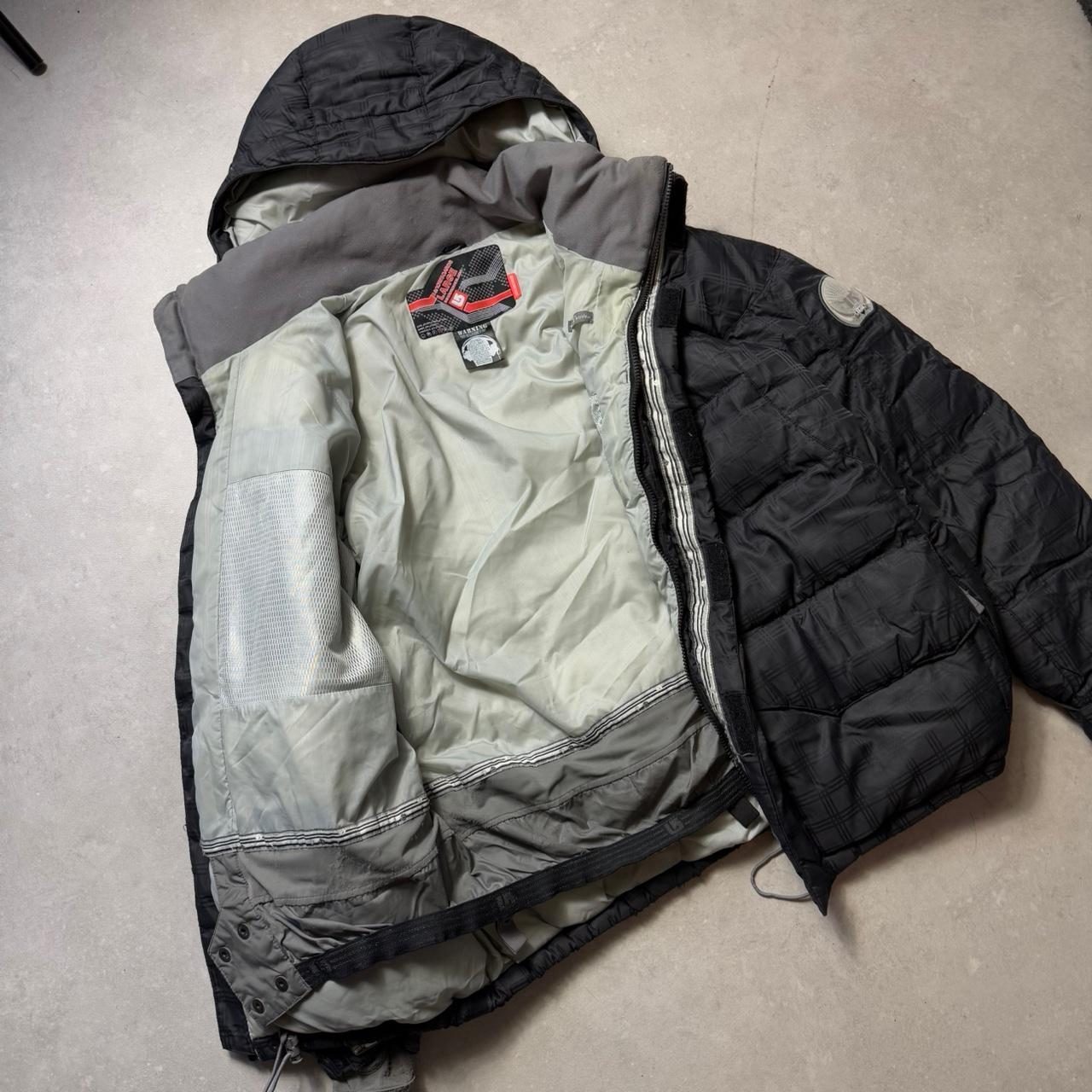 2000’s Burton Analog Plaid Patterned Puffer Jacket (L)