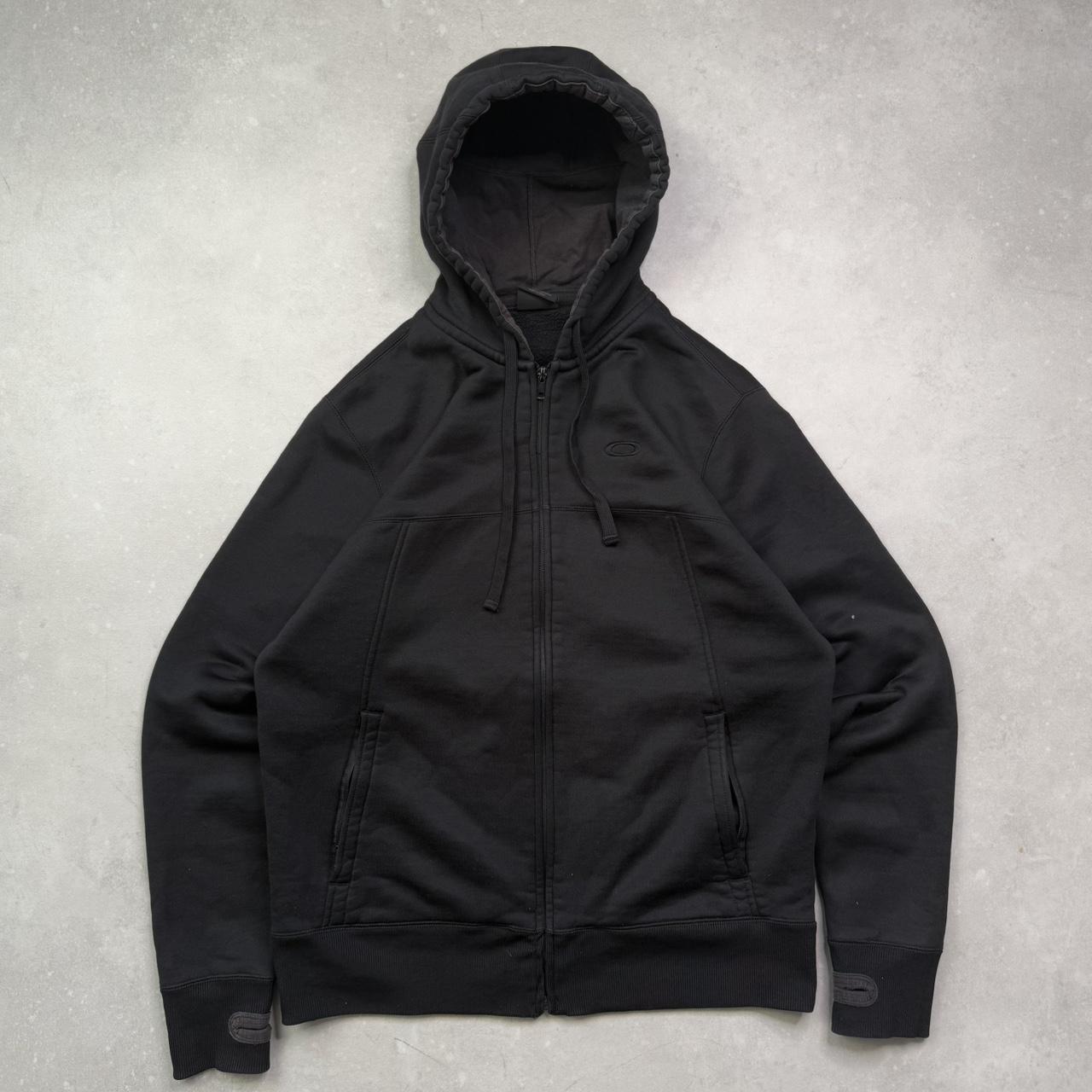 2000’s Oakley Hoodie (M)