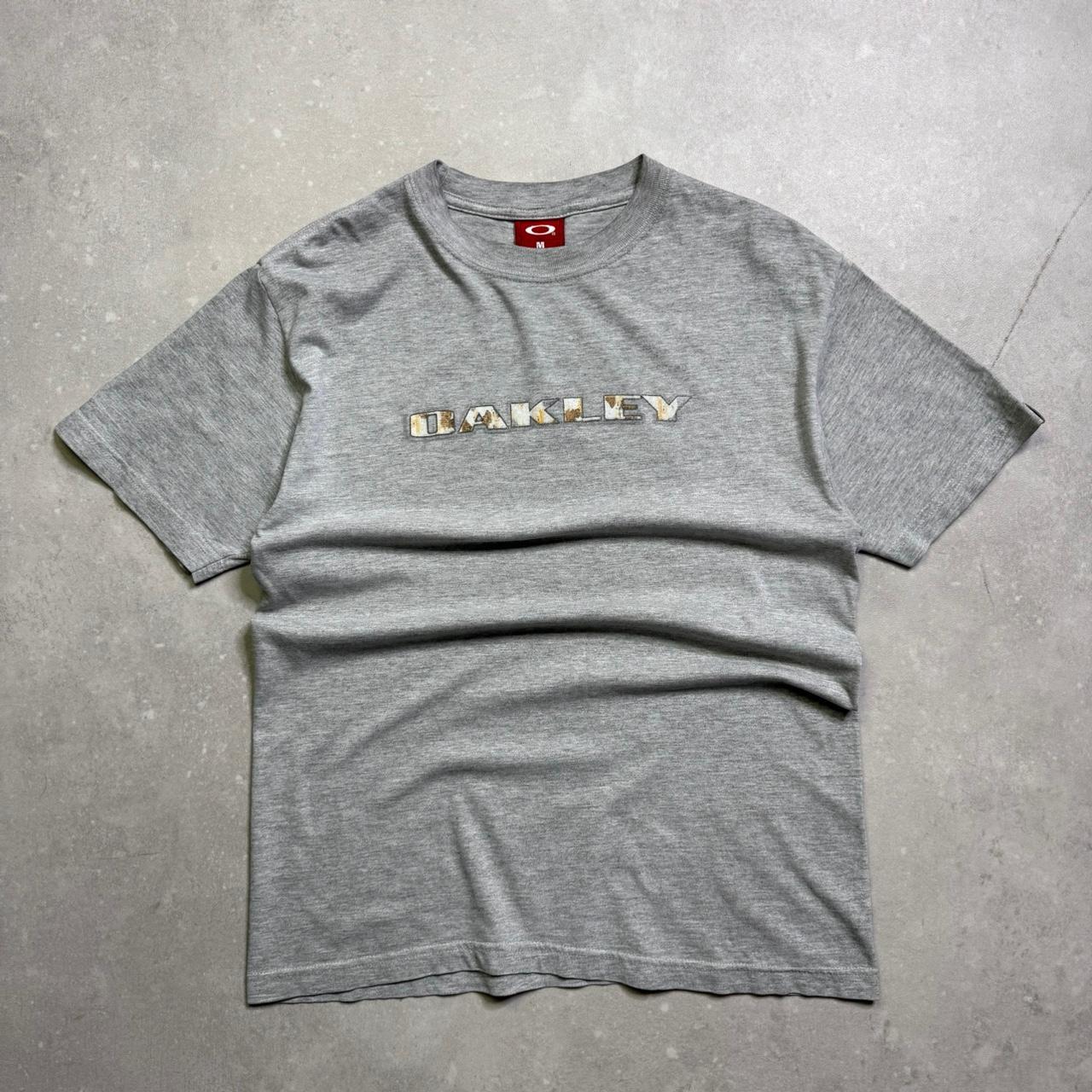 2000’s Oakley T-shirt