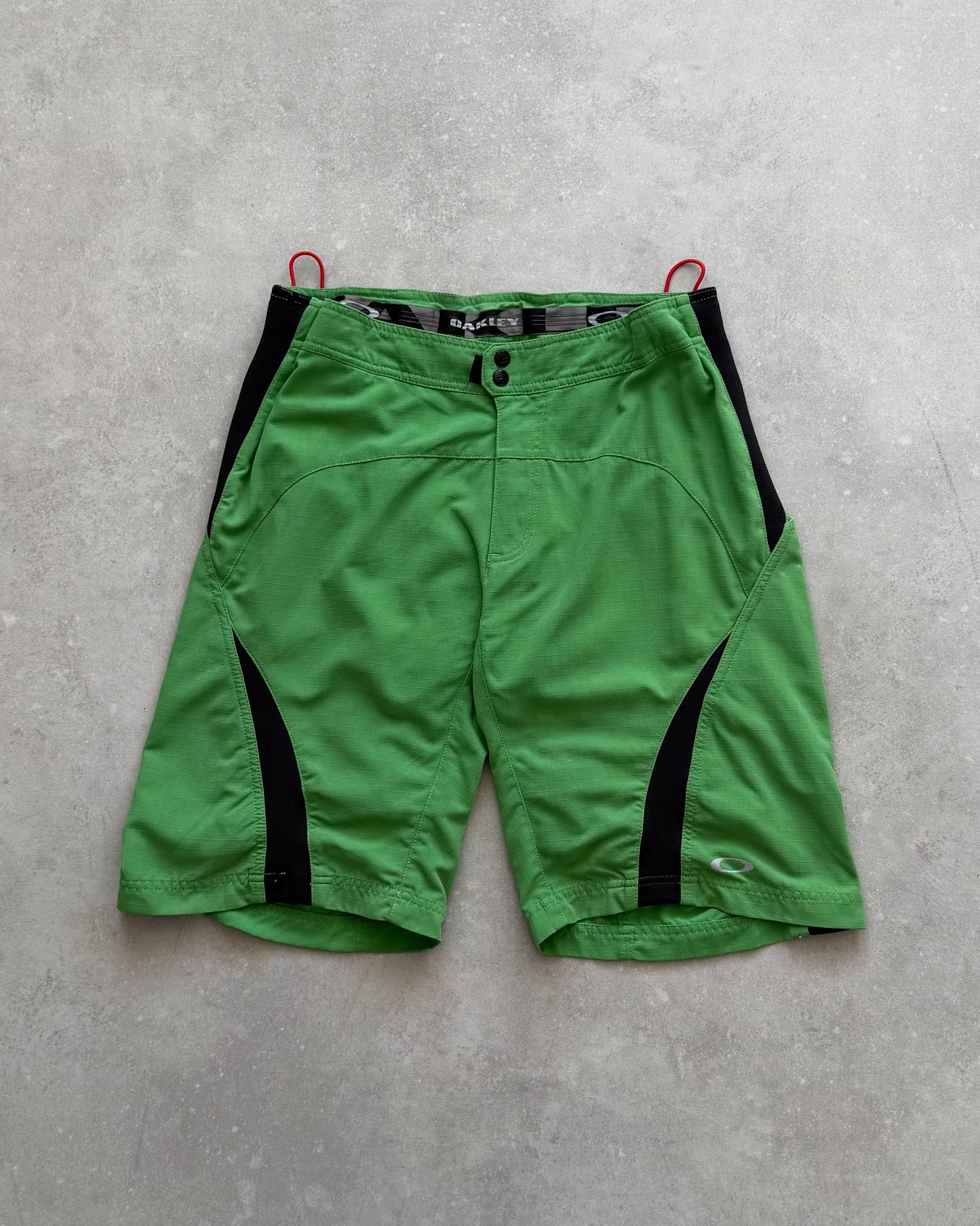 Vintage Oakley Shorts (33)