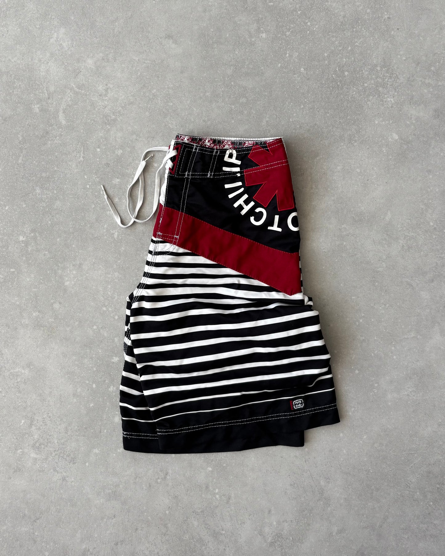 Vintage Billabong Red Hot Chilli Pepper Boardshorts (32)