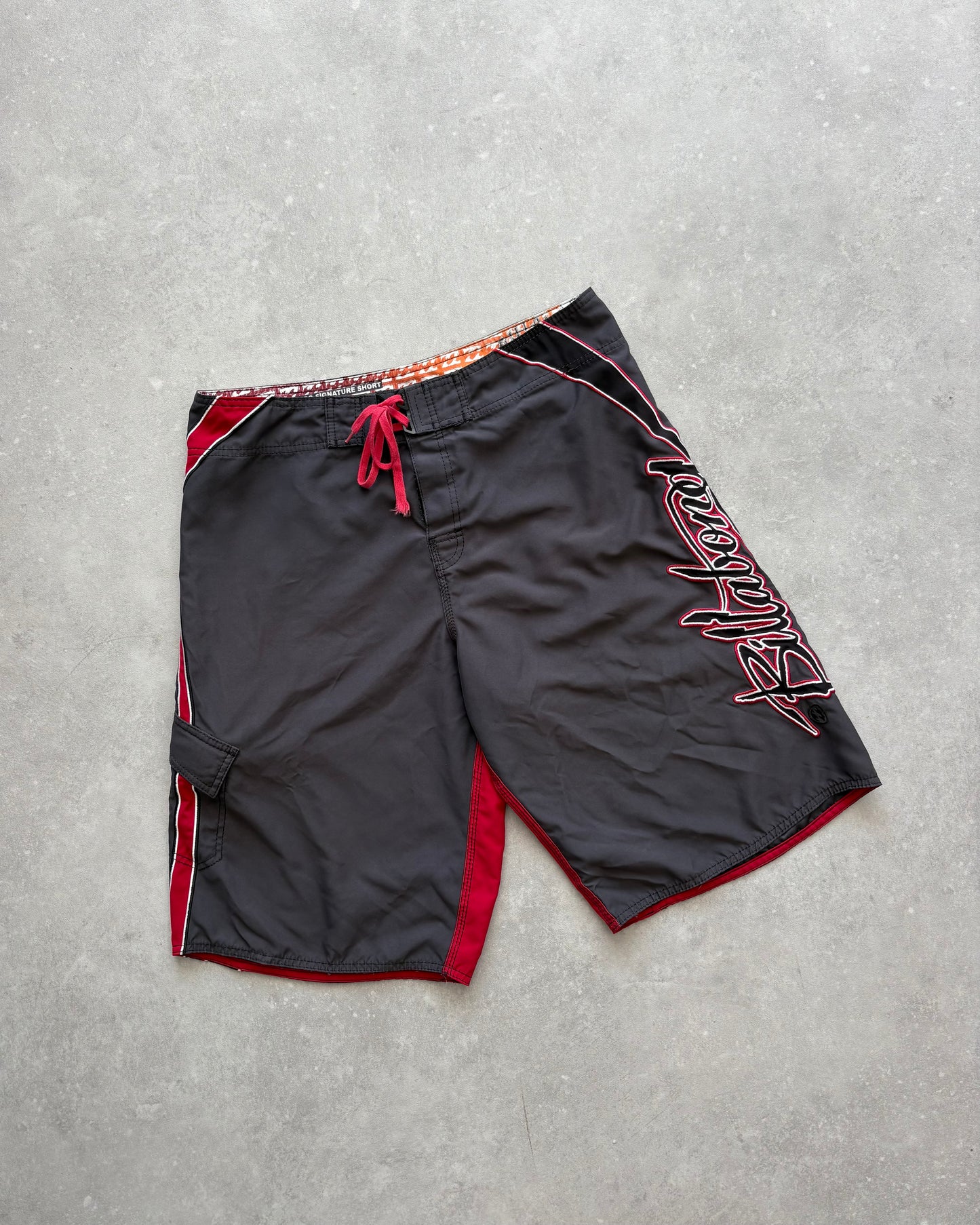 Vintage Billabong Mark Occhilupo Boardshorts (36)