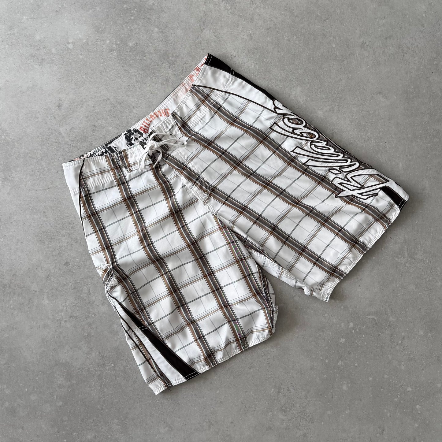 00's Billabong Mark Occhilupo Boardshorts (32)