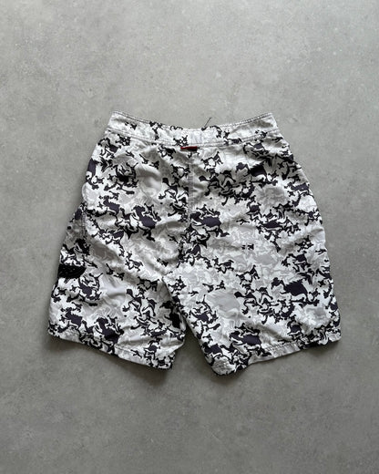 Vintage Oakley Boardshorts (32)