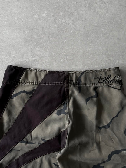 Vintage Billabong Andy Irons Rising Sun Boardshorts (32)