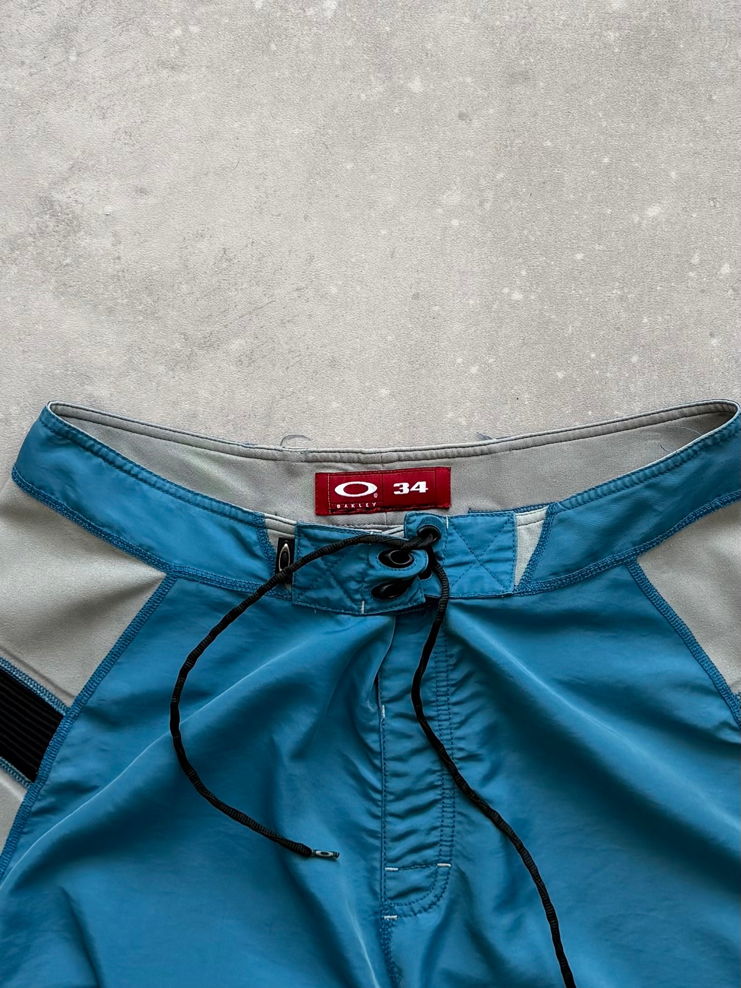 Vintage Oakley Boardshorts (34)
