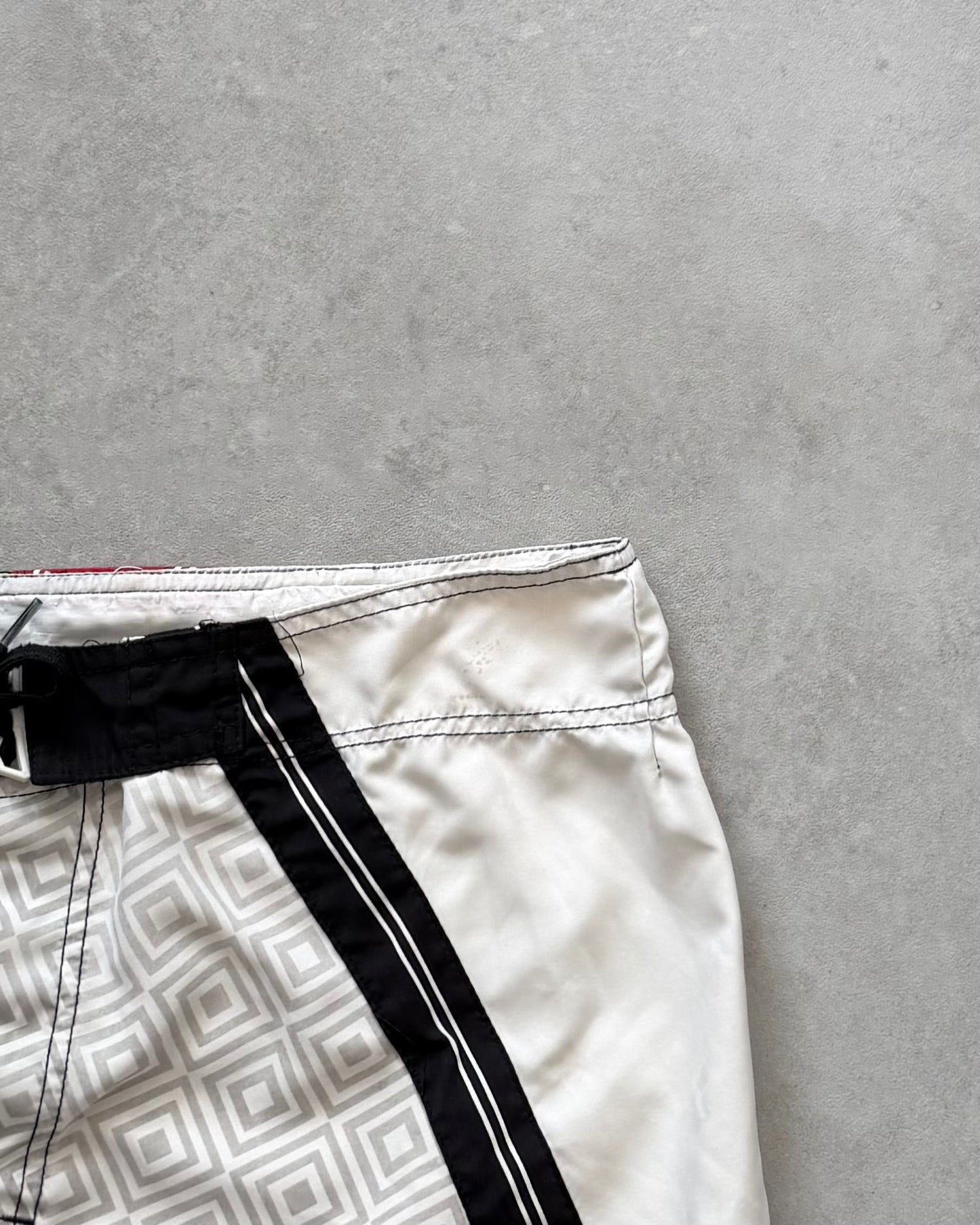 Vintage Billabong Andy Irons Shogun Boardshorts (38)