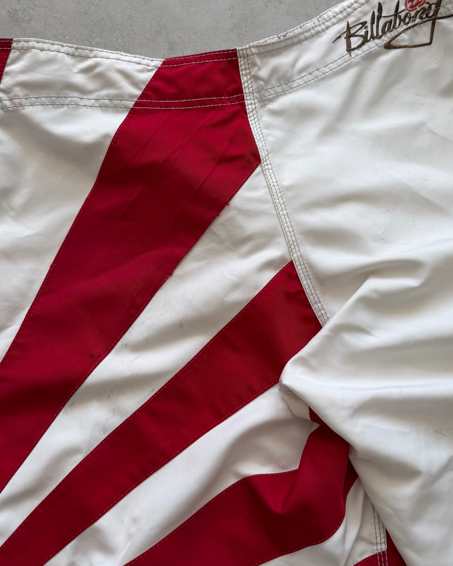 Vintage Billabong Andy Irons Rising Sun Boardshorts (36)