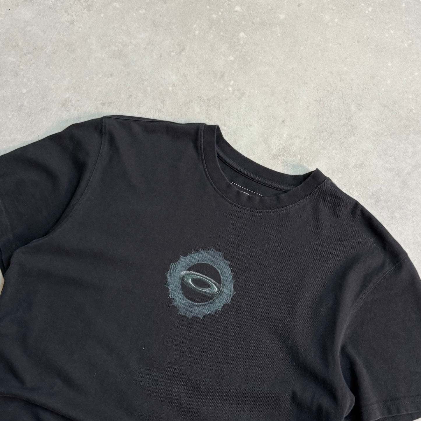 Oakley T-shirt