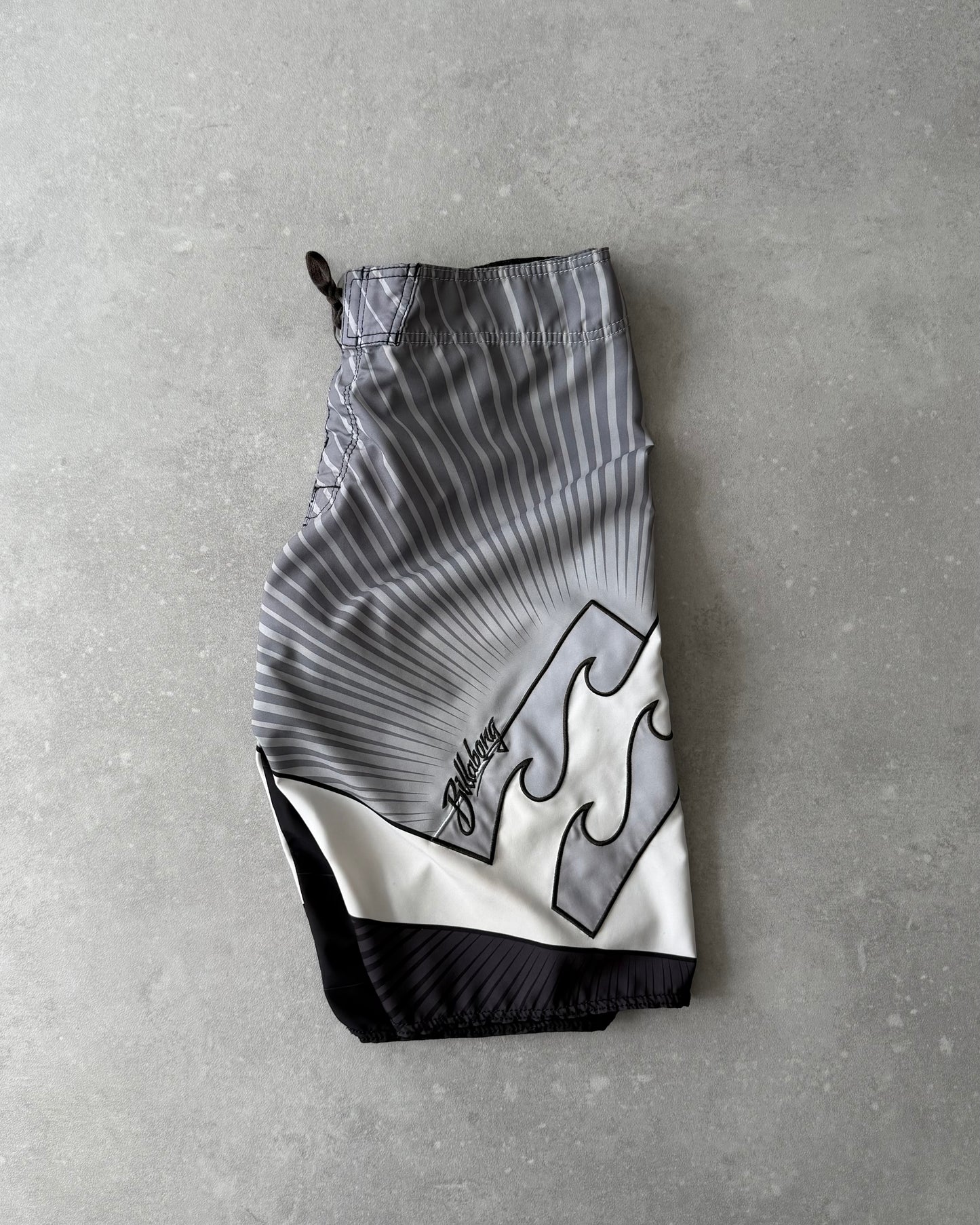 Vintage Billabong Andy Irons Boardshorts (32)