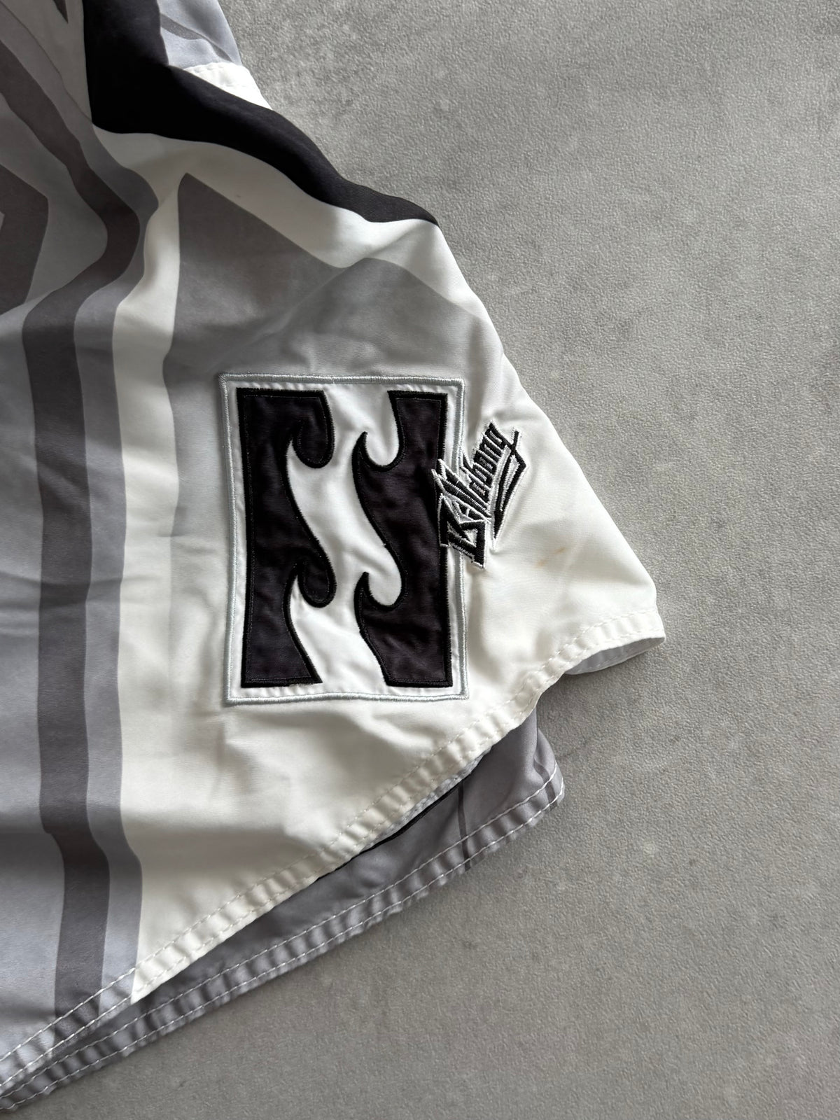 Vintage Billabong Andy Irons Airlite Boardshorts (33)
