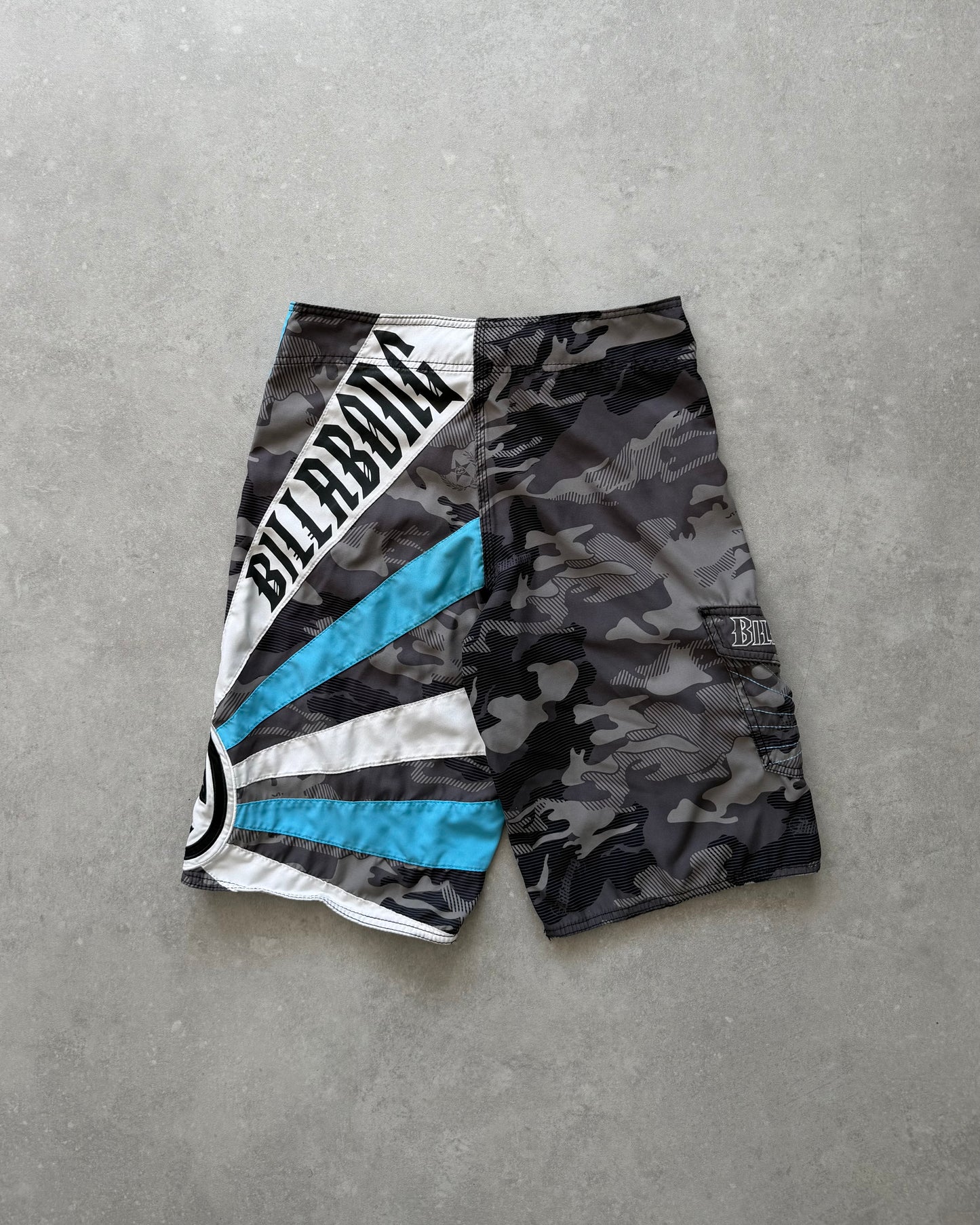 Vintage Billabong Andy Irons Rising Sun Boardshorts (30)
