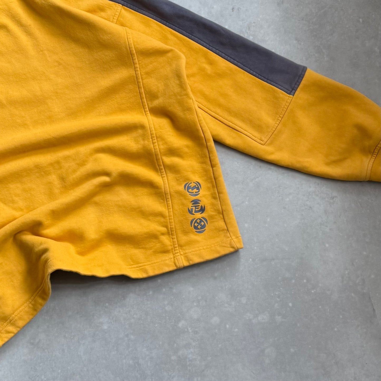 00's Billabong Hoodie (M)