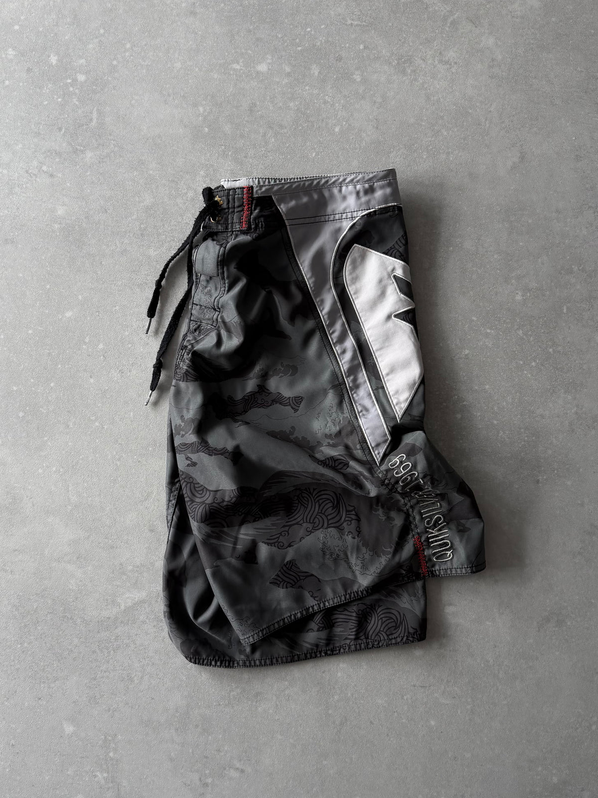 Vintage Quiksilver Boardshorts (32)