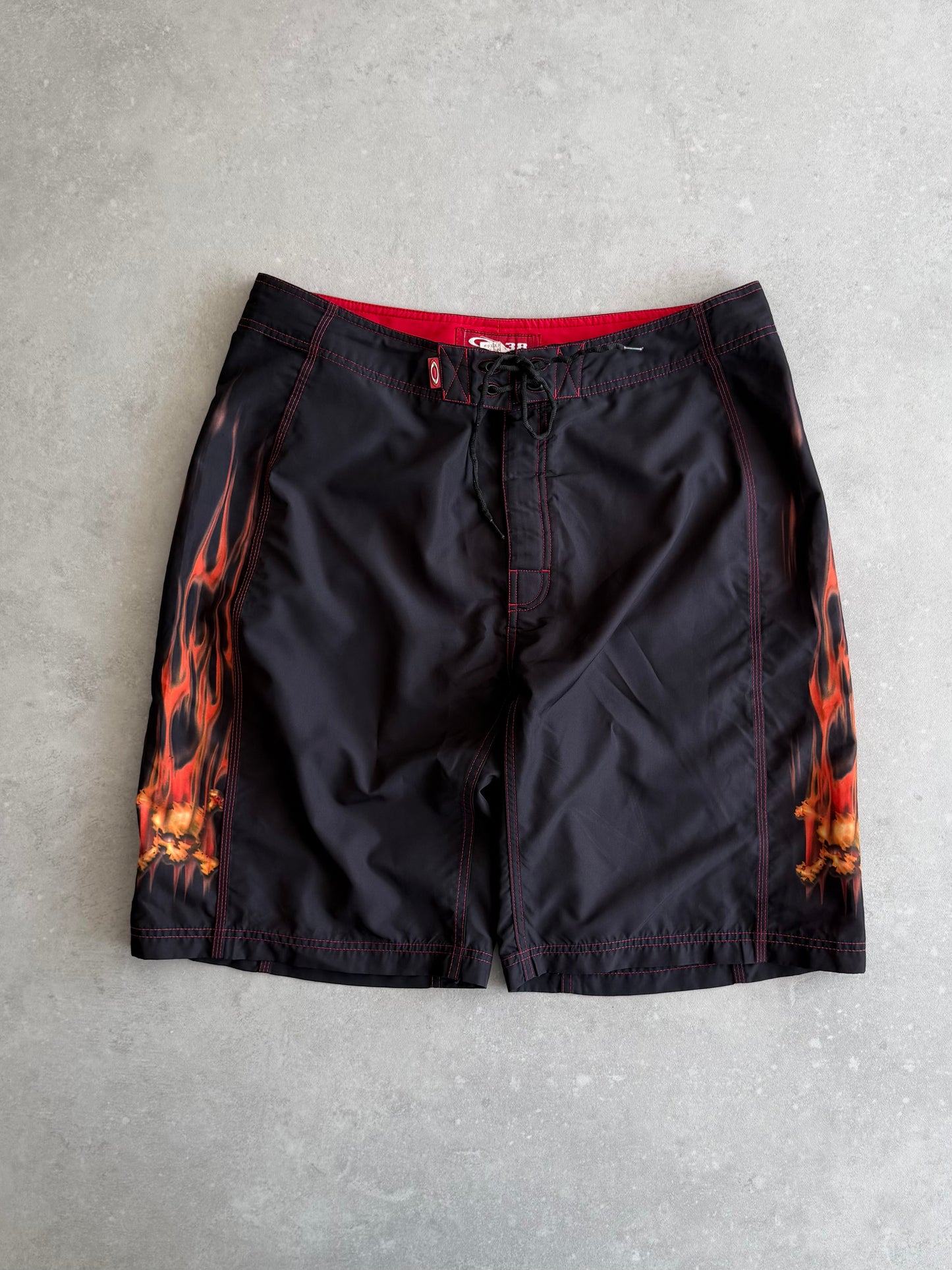 Vintage Oakley Flame Boardshorts (38)