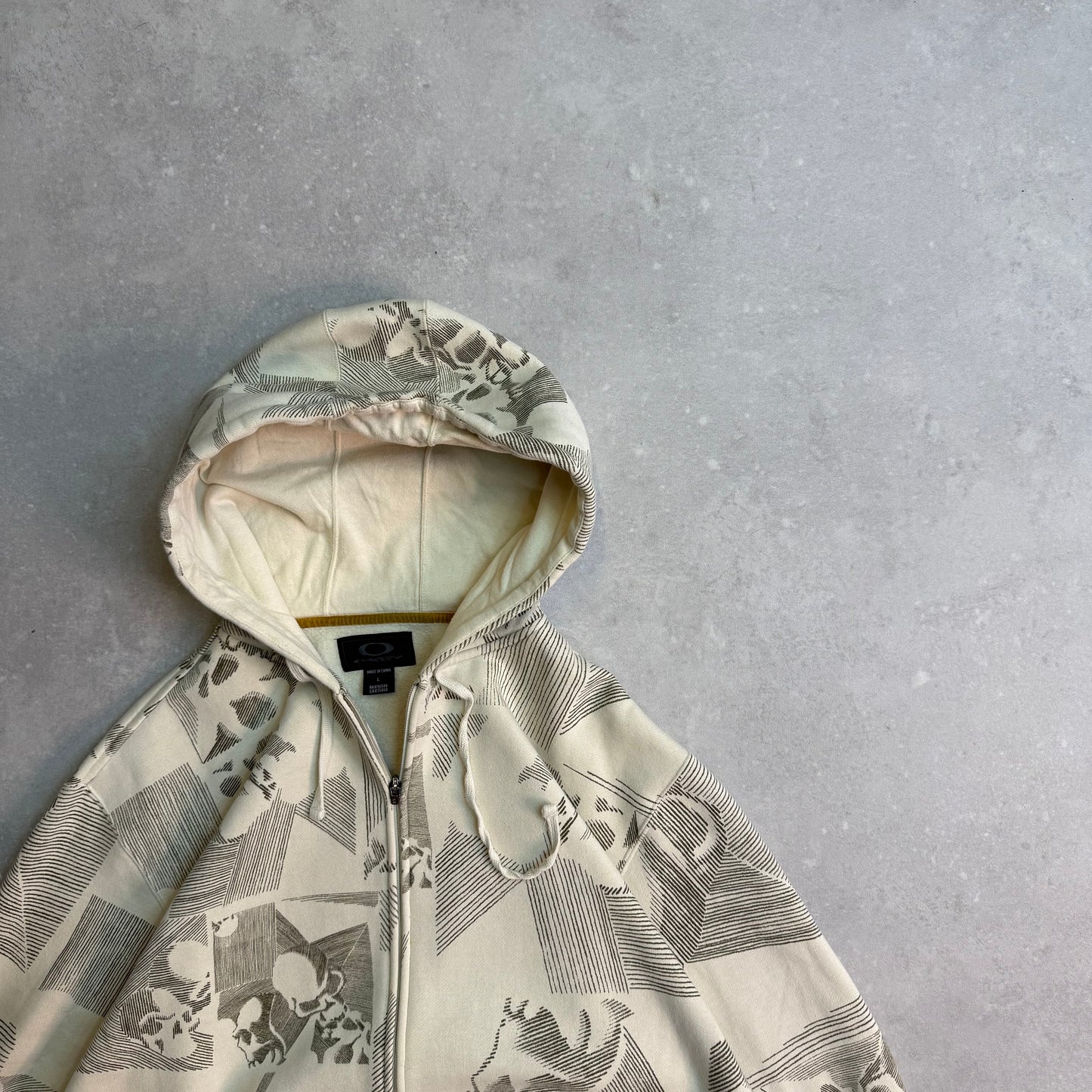00’s Oakley Skull Hoodie (L)