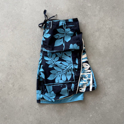 00's Quiksilver Boardshorts (32)